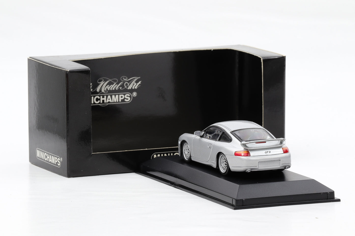 1:43 Minichamps Porsche 911 996 GT3 Street Car silber 1999