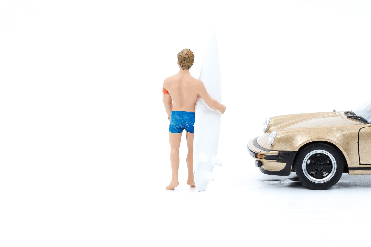 1:24 Figur Surfer Greg mit Board Figuren Mann American Diorama 77491