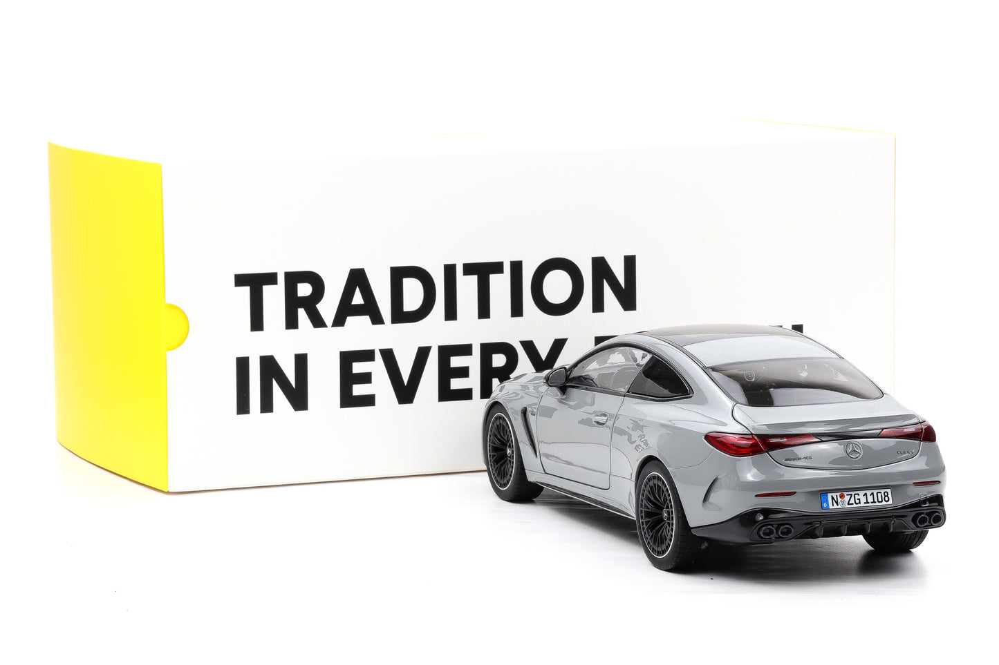1:18 Mercedes-Benz AMG CLE 53 4Matic+ C236 alpin grey 2024 NZG