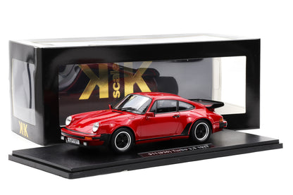 1:18 Porsche 911 930 Turbo 3.3 Coupe 1977 rot KK Scale + Vitrine