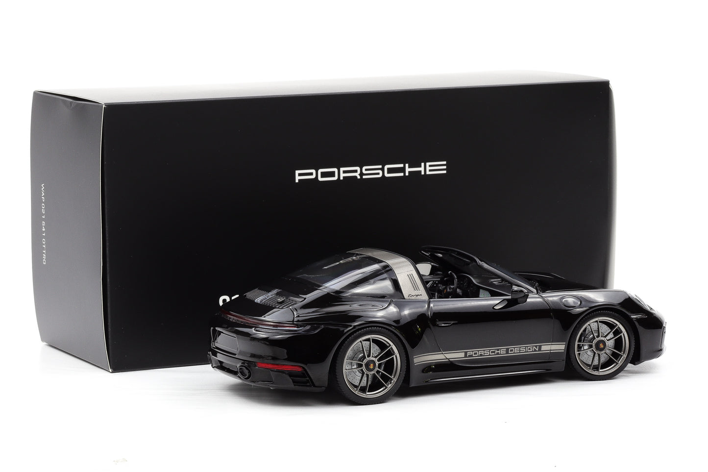 1:18 Minichamps Porsche 911 (992) Targa 4 GTS 50 Jahre Design schwarz WAP Dealer