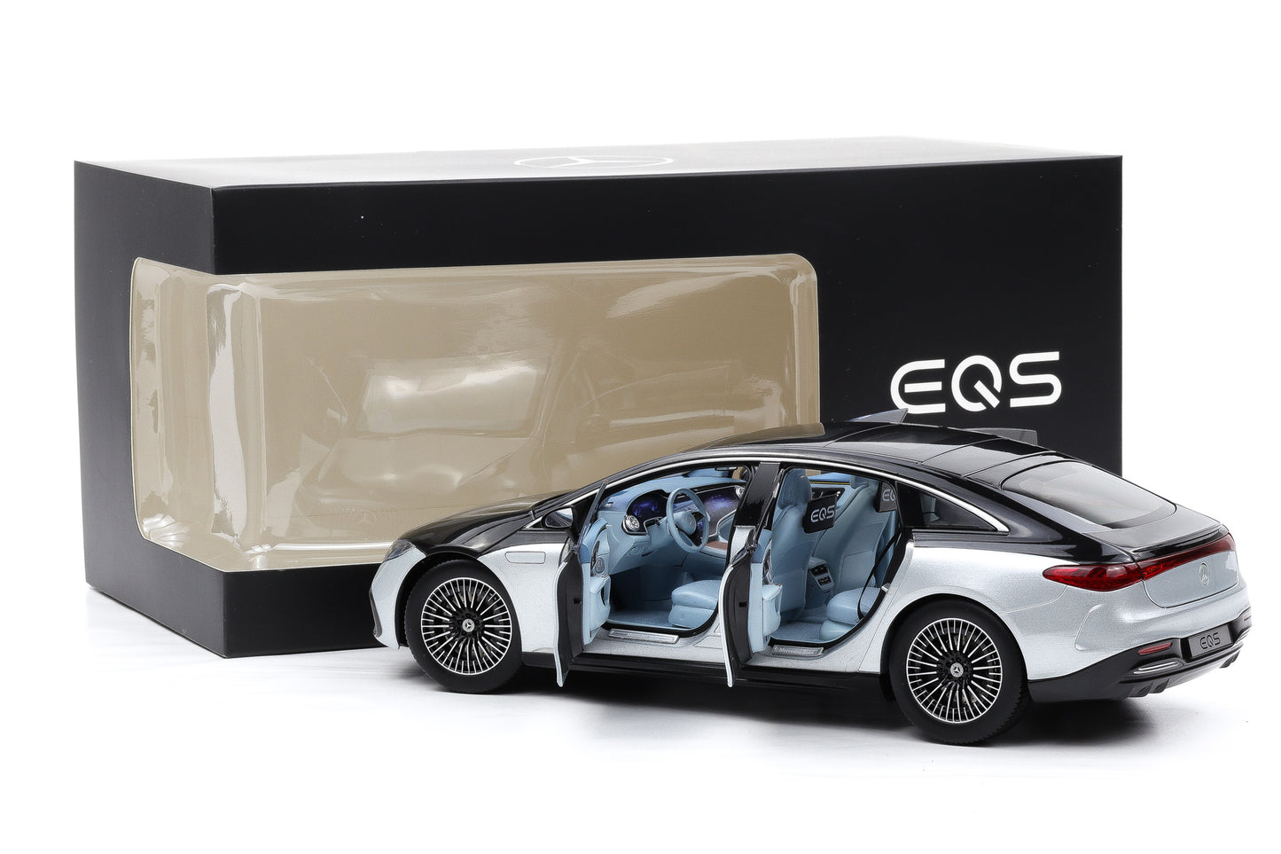 1:18 NZG Mercedes EQS V297 AMG Line mit Licht silber / schwarz DEALER NEU