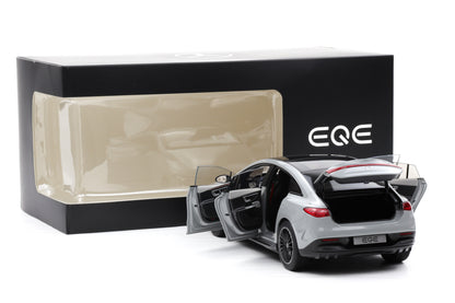 1:18 Mercedes-Benz EQE AMG Line V295 alpingrau 2023 NZG Dealer