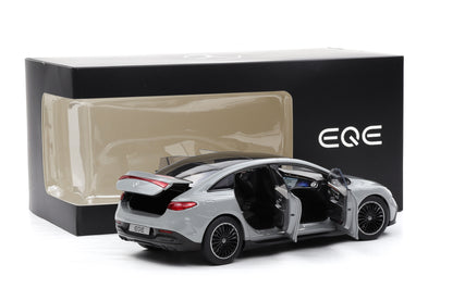1:18 Mercedes-Benz EQE AMG Line V295 alpingrau 2023 NZG Dealer