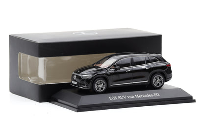 1:43 Spark Mercedes-Benz EQS SUV X296 Obsidianschwarz 2022 Dealer B66960589