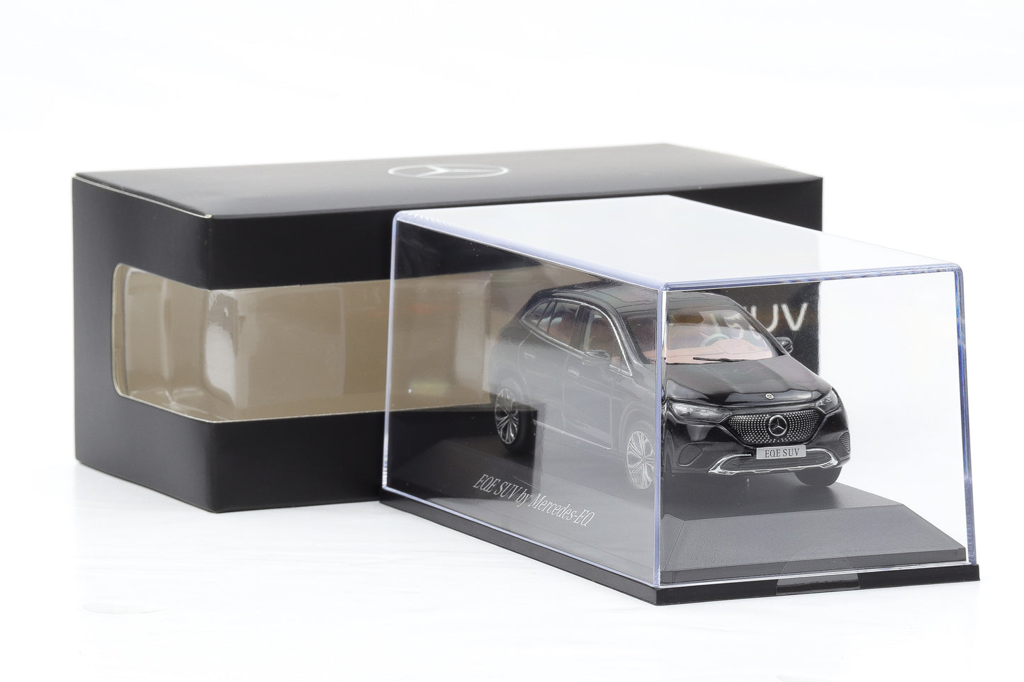 1:43 Spark Mercedes-Benz EQE SUV X294 Obsidianschwarz 2023 Dealer B66960834