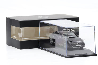 1:43 Herpa Mercedes-Benz EQ EQE V295 obsidianschwarz 2022 Dealer B669601107