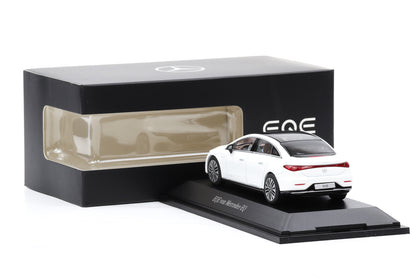 1:43 Herpa Mercedes-Benz EQ EQE V295 opalithweiß bright 2022 Dealer B669601106