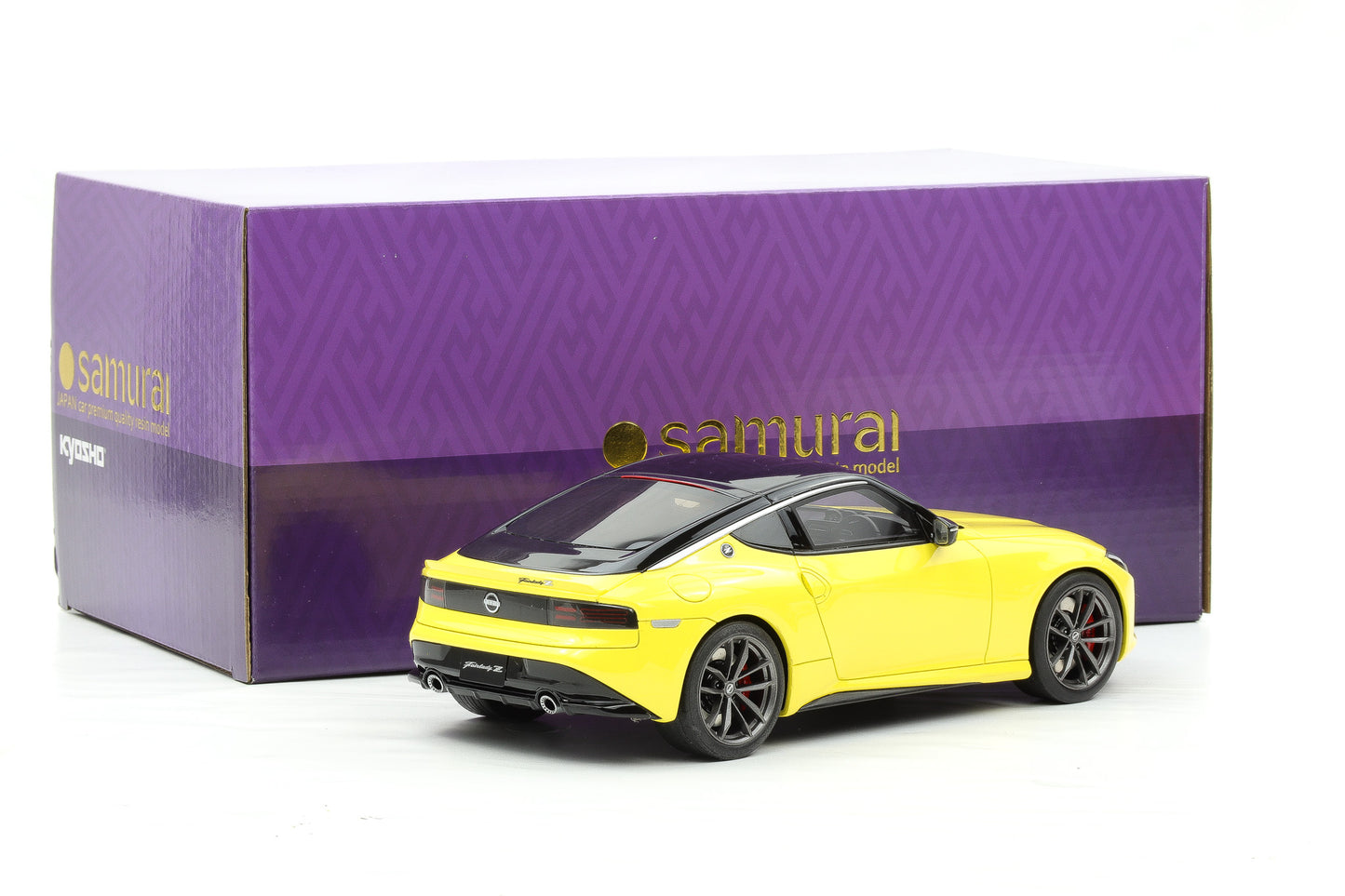 1:18 Kyosho Samurai Nissan Fairlady Z Version ST Coupe yellow 2023