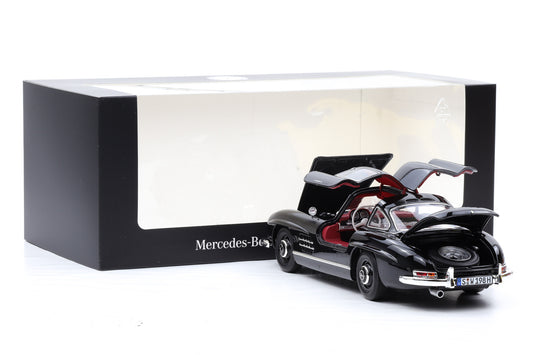 1:18 Norev Mercedes-Benz 300 SL W198 1954/-57 schwarz uni Dealer B66040722