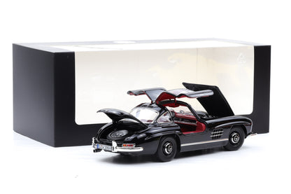 1:18 Norev Mercedes-Benz 300 SL W198 1954/-57 schwarz uni Dealer B66040722