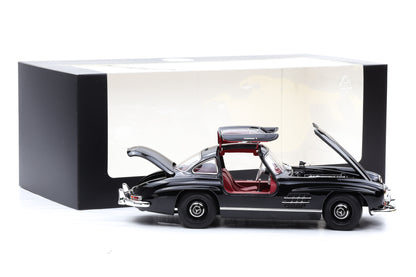 1:18 Norev Mercedes-Benz 300 SL W198 1954/-57 schwarz uni Dealer B66040722