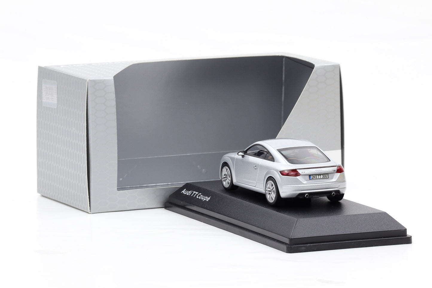 1:43 Kyosho Audi TT 8S Coupe 2015 Florettsilber Dealer 5011400413