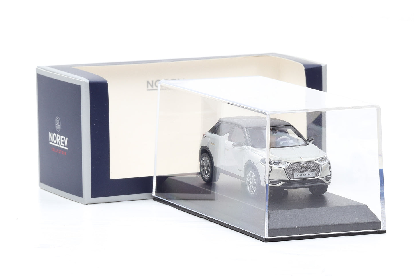 1:43 Norev Citroen DS 3 Crossback E-Tense 2019 pearl & black roof