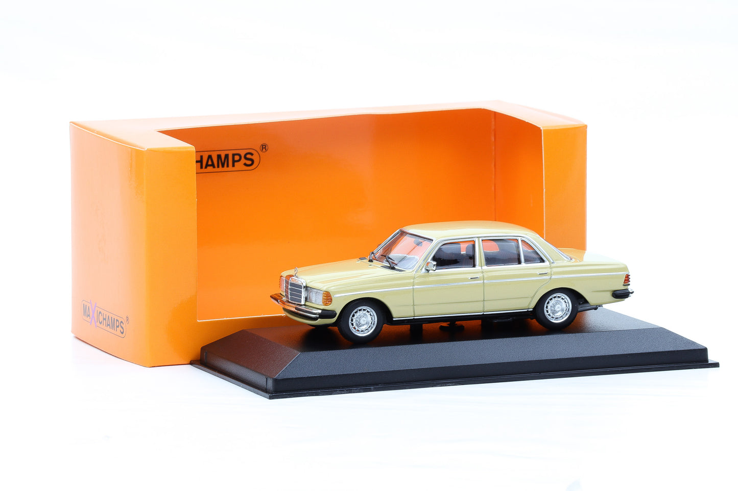 1:43 Minichamps Mercedes-Benz 230E W123 1982 yellow beige Maxichamps