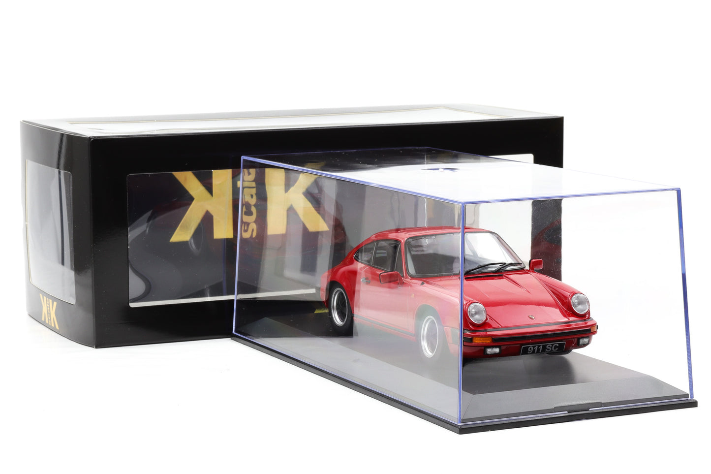 1:18 Porsche 911 Carrera Coupe 1983 weiss schwarz rot + Vitrine KK Scale