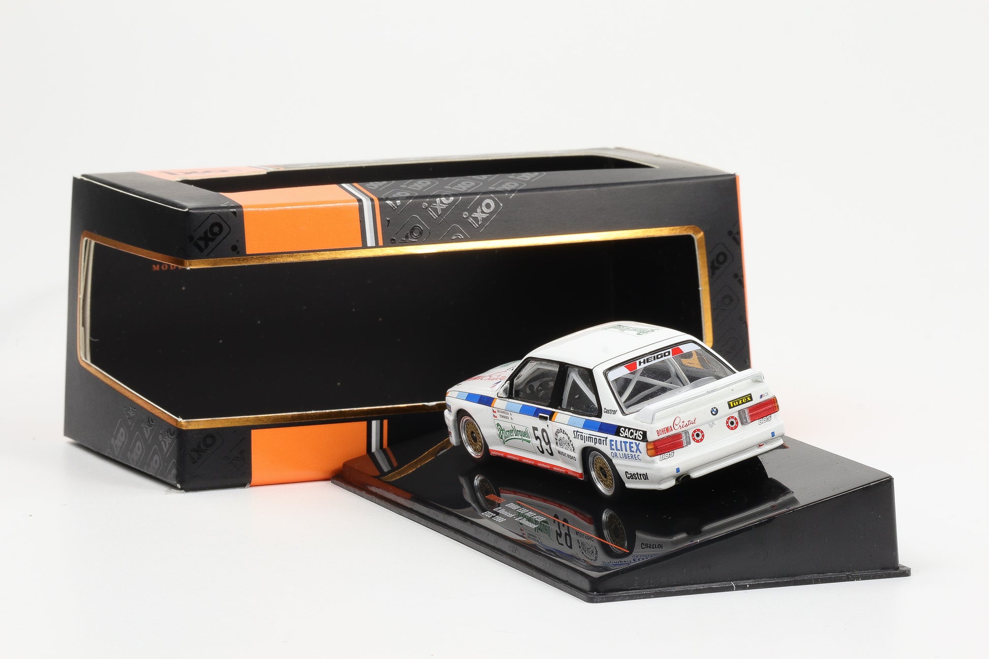 BMW E30 M3 #52 ETCC 1988, IXO im Maßstab 1/43! in Bayern - Altomünster BMW E30 M3 #52 ETCC 1988, IXO im Maßstab 1/43! in Bayern - Altomünster
