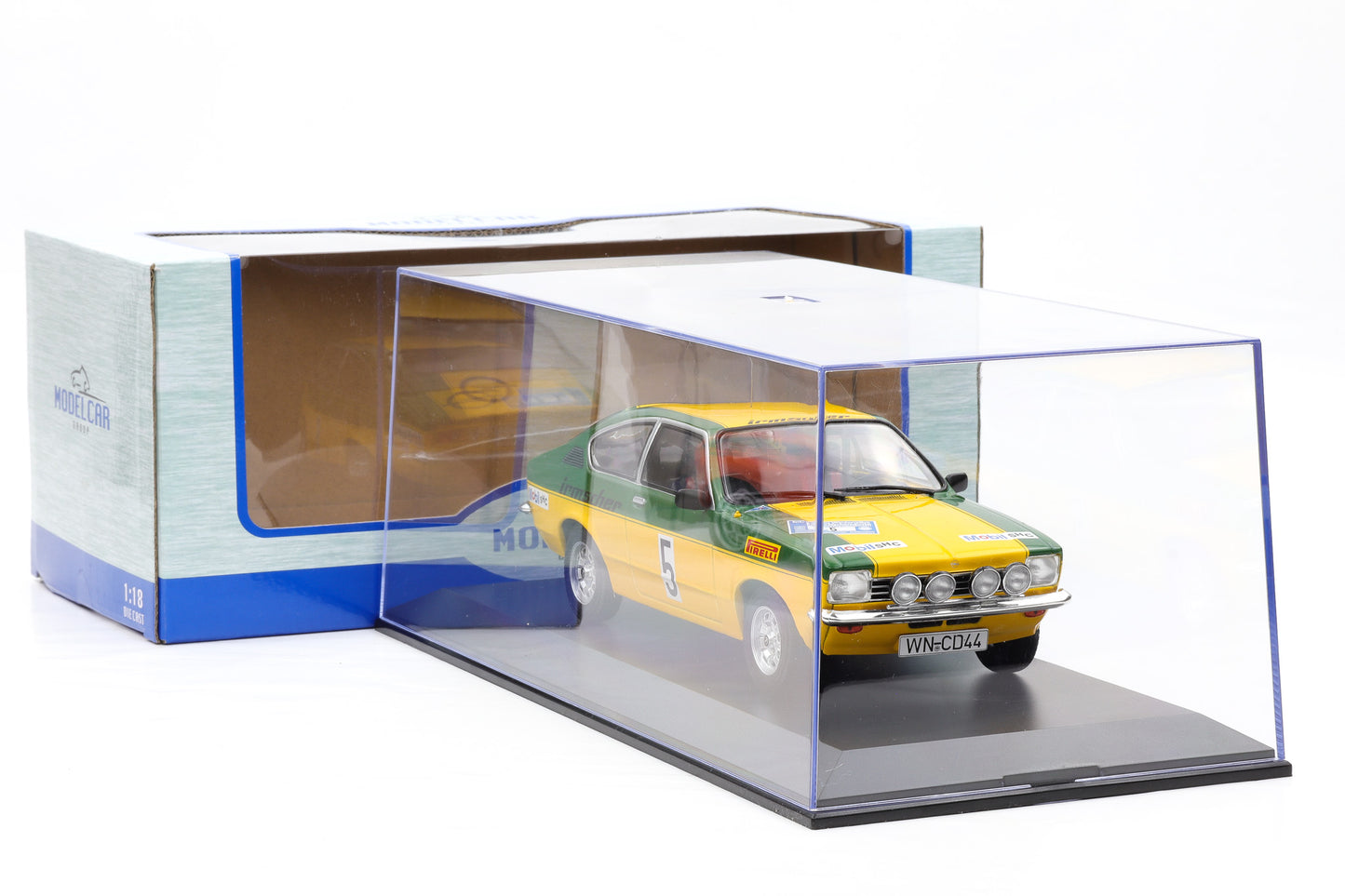 1:18 Opel Kadett C GT/E #5 Winter Rallye 1976 Smolej, Geistdörfer MCG + Vitrine