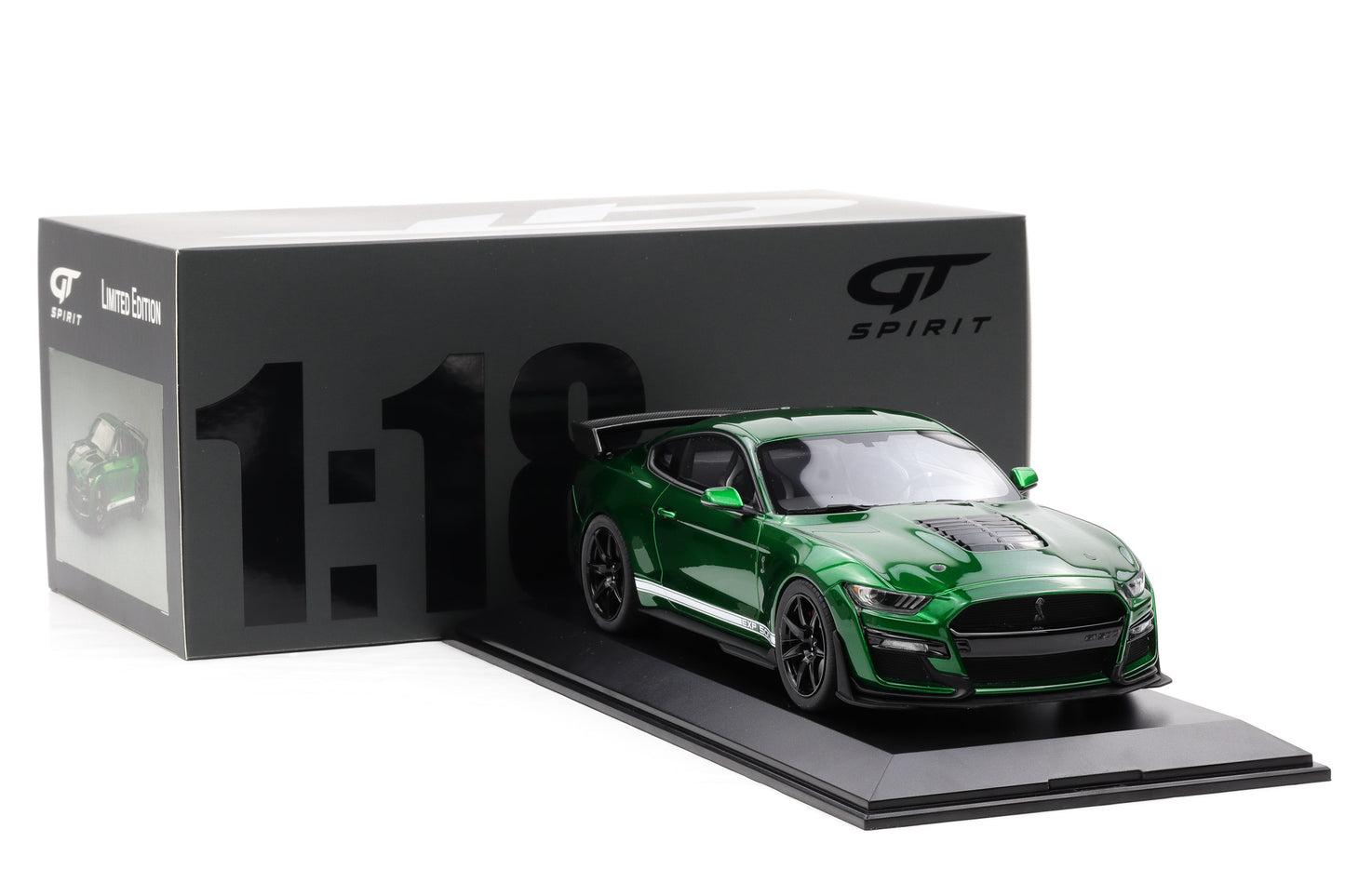 1:18 GT Spirit Shelby Mustang GT 500 Candy Apple Green GT834 + Vitrine