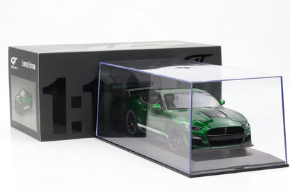 1:18 GT Spirit Shelby Mustang GT 500 Candy Apple Green GT834 + Vitrine