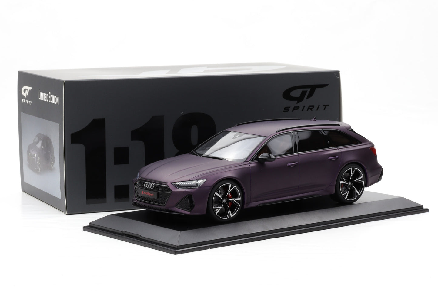 1:18 GT Spirit Audi RS6 C8 Avant 2020 matt purple GT825 + Vitrine