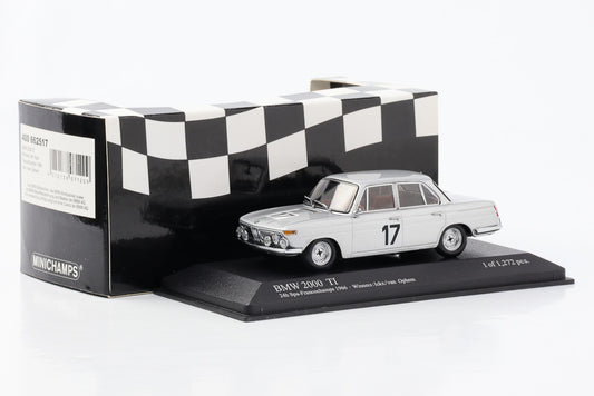1:43 BMW 2000 Ti Vainqueurs 24h Spa Francochamps 1966 #17 argent Minichamps
