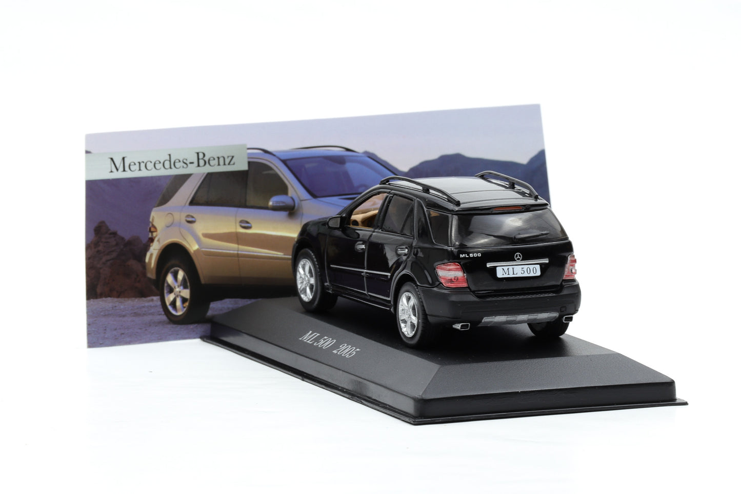 1:43 Mercedes-Benz ML 500 schwarz 2005 DeAgostini