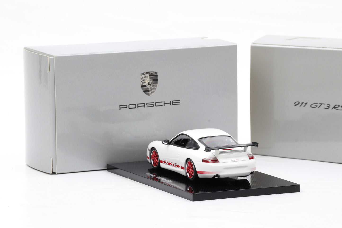 1:43 Minichamps Porsche 911 996 GT3 RS weiß rotem Schriftzug / Felgen WAP
