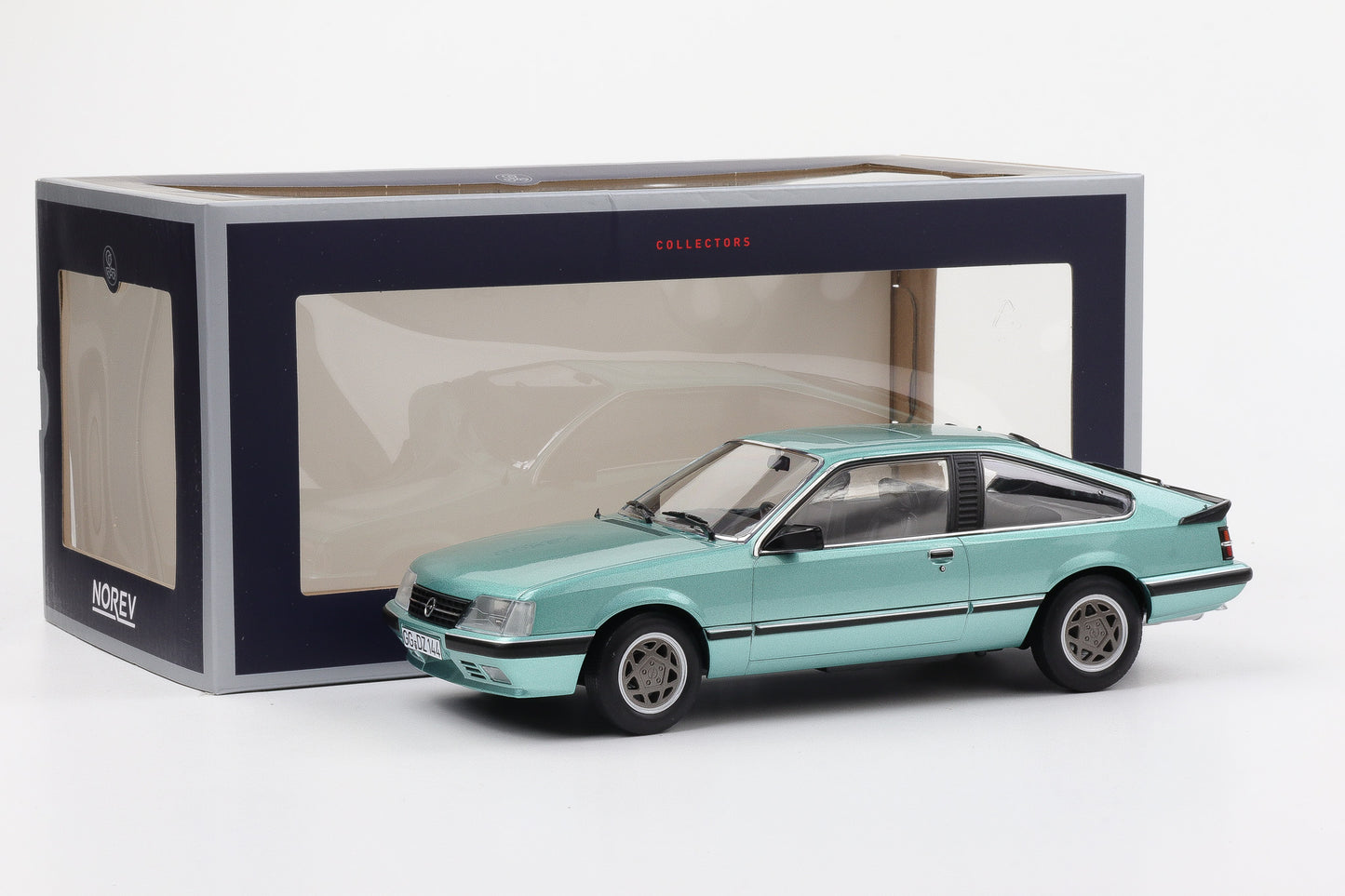 1:18 Opel Monza 2.5 E GM Sportcoupe beryll green metallic 1983 Norev 183643