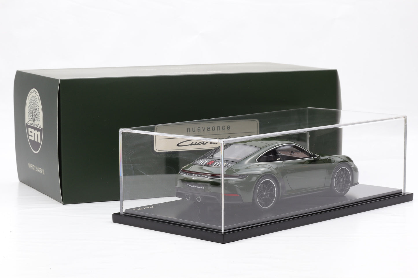 1:18 Spark Porsche 911 992.2 Carrera GTS Cuarenta Quercusverde WAP DEALER