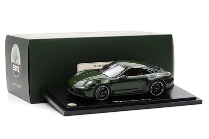 1:18 Spark Porsche 911 992.2 Carrera GTS Cuarenta Quercusverde WAP DEALER