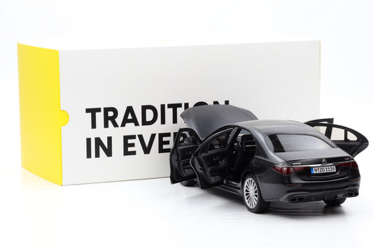 1:18 NZG Mercedes-Benz AMG S 63 E V8 Performance 2022 nightblack magno