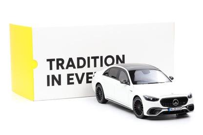 1:18 NZG Mercedes-Benz AMG S 63 E V8 Performance 2022 opalith white