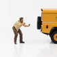 1:18 Figure Mechanic Crew 4x4 Offroad Camel Trophy Mechanic Carrying/Holding American Diorama 6