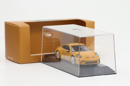 1:43 Spark Porsche 911 992 S/T Bahamagelb 1:43 WAP Dealer diecast