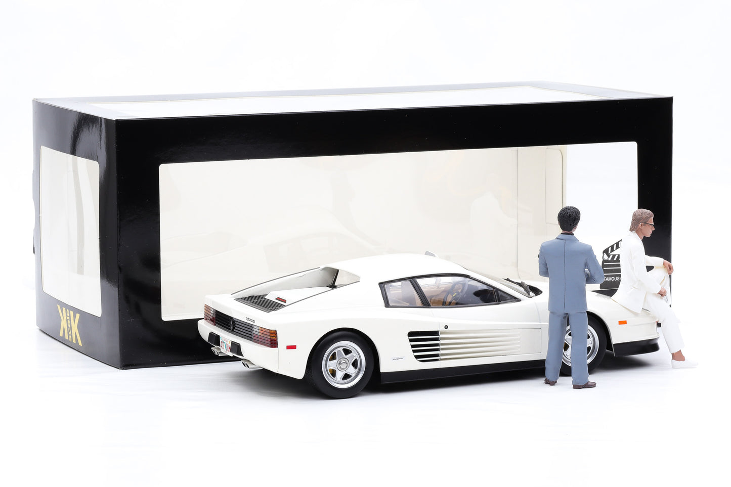 1:18 Ferrari Miami Vice Testarossa US 1984 mit Figur Sonny Tubbs + Vitrine