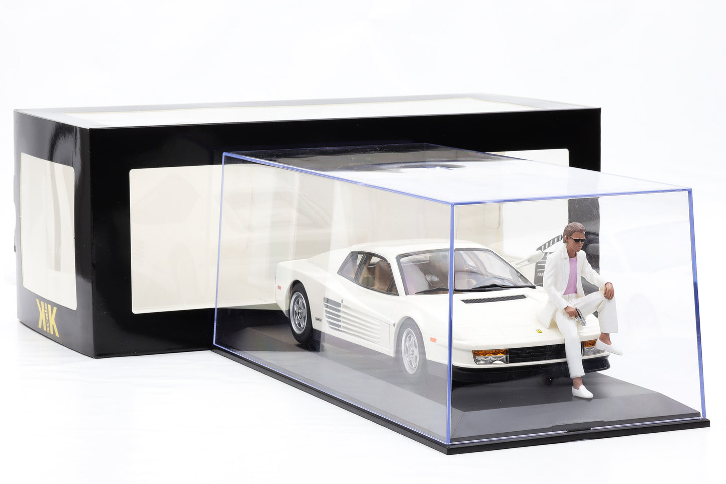1:18 Ferrari Movie Miami Vice Testarossa US 1984 mit Figur Sonny + Vitrine