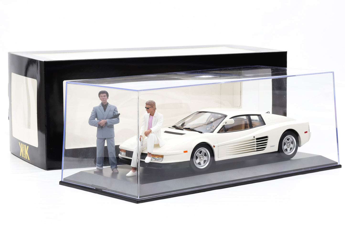 1:18 Ferrari Miami Vice Testarossa US 1984 mit Figur Sonny Tubbs + Vitrine