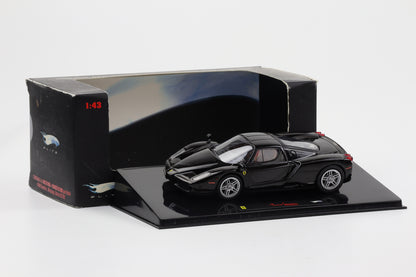 1:43 Hot Wheels Elite Ferrari "Enzo Ferrari" schwarz P9936