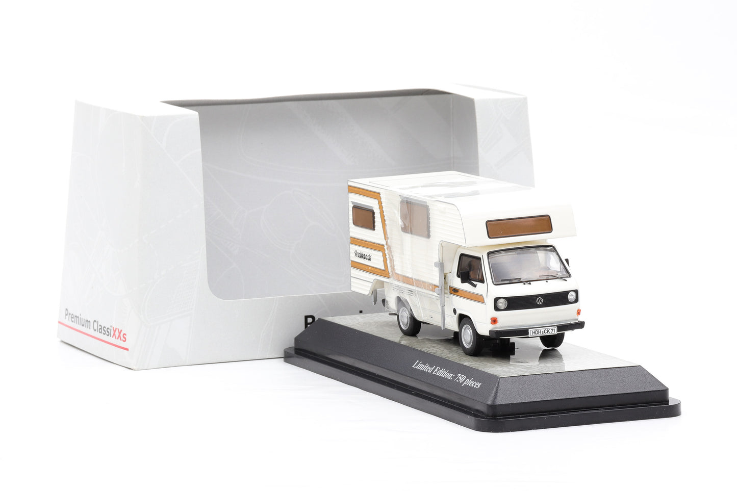 1:43 Premium Classixxs VW T3a Pritschenwagen weiss Tischer Camping