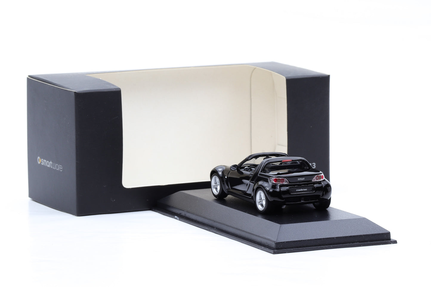 1:43 Minichamps Smart Roadster jack black DEALER