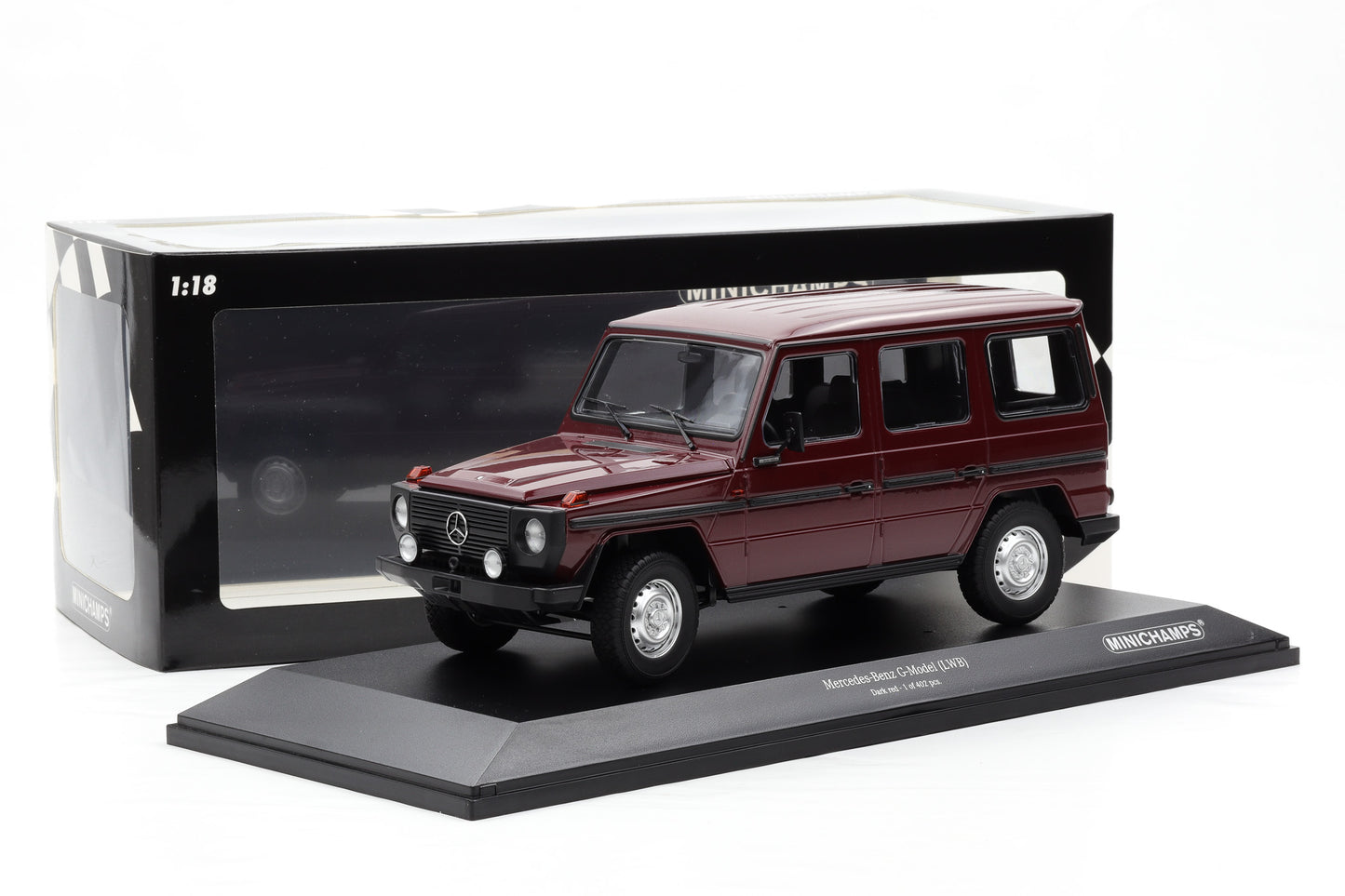 1:18 Minichamps Mercedes G-Klasse 300GD G-Model LWB W460 dark red 1980