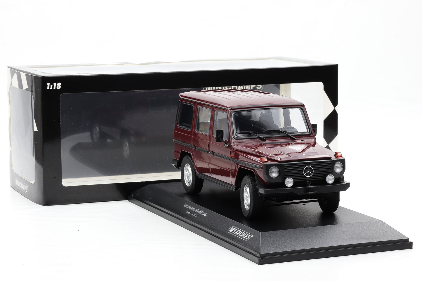1:18 Minichamps Mercedes G-Klasse 300GD G-Model LWB W460 dark red 1980