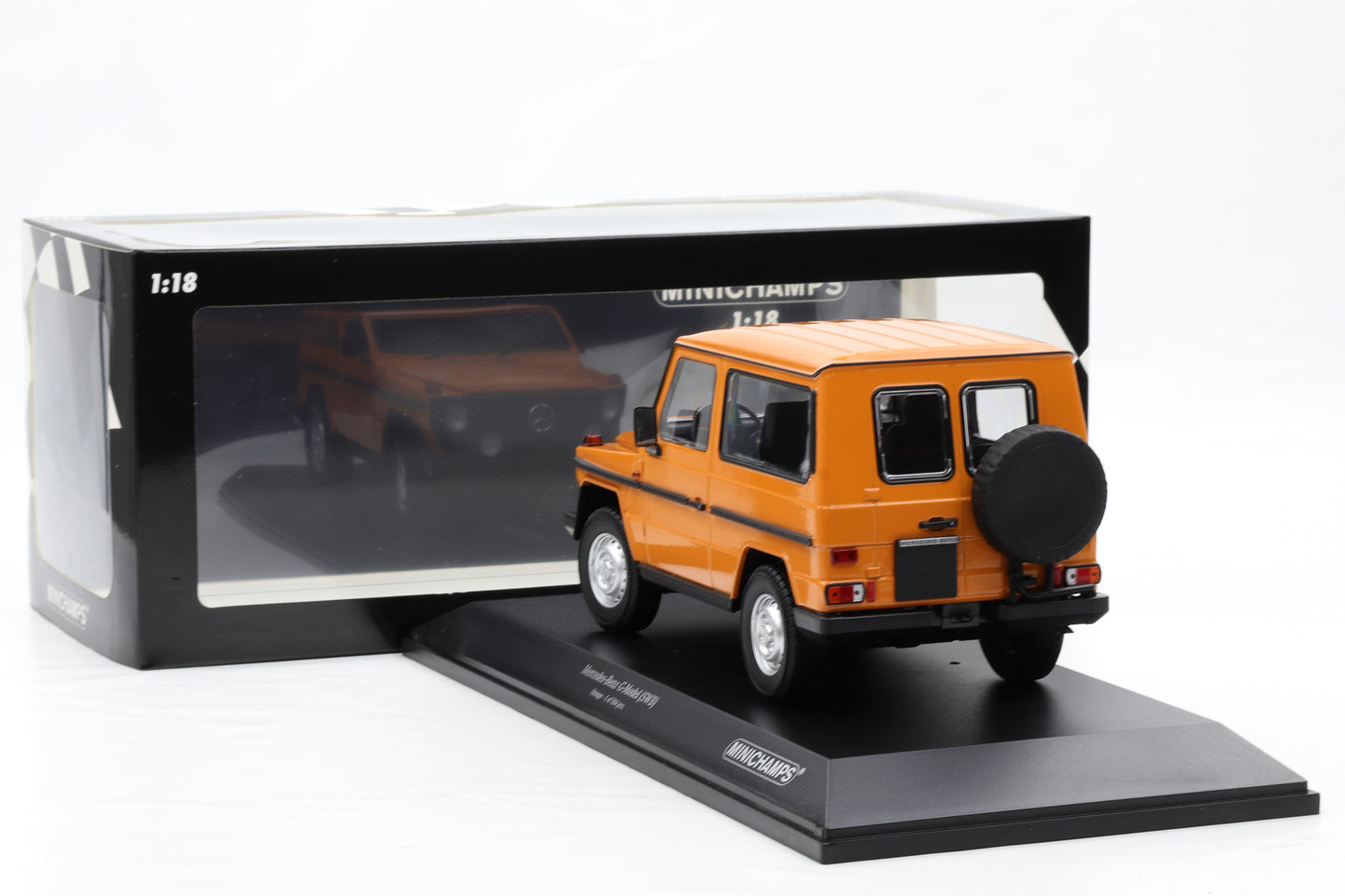 1:18 Minichamps Mercedes G-Klasse 300GD SWB W460 G-Modell orange 1980