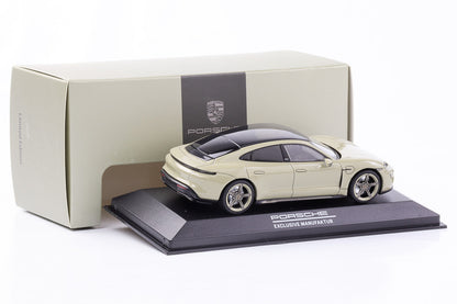 1:43 Porsche Taycan GTS Hockenheimring Edition Minichamps verde-cinza