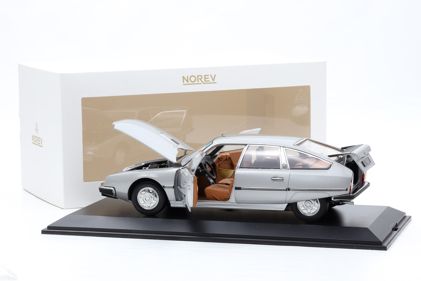 1:18 Norev Citroen CX 2200 Pallas 1976 Largentiere grey 181810 + Vitrine
