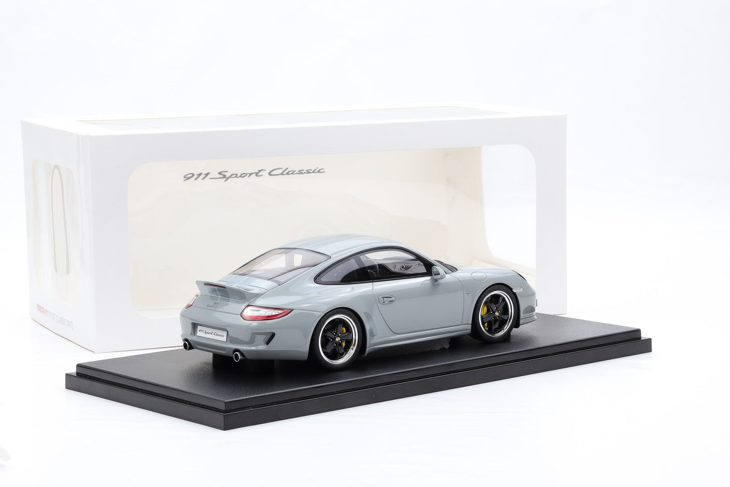 1:18 GT Spirit Porsche 911 997 Sport Classic 2009 grey MAP Porsche Museum