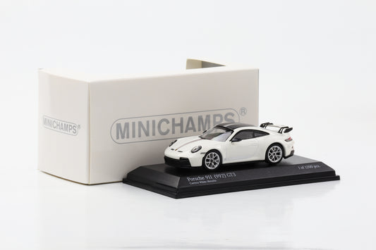 1:64 Porsche 911 992 GT3 2021 Carrera blanc métallisé Minichamps 64 moulé sous pression