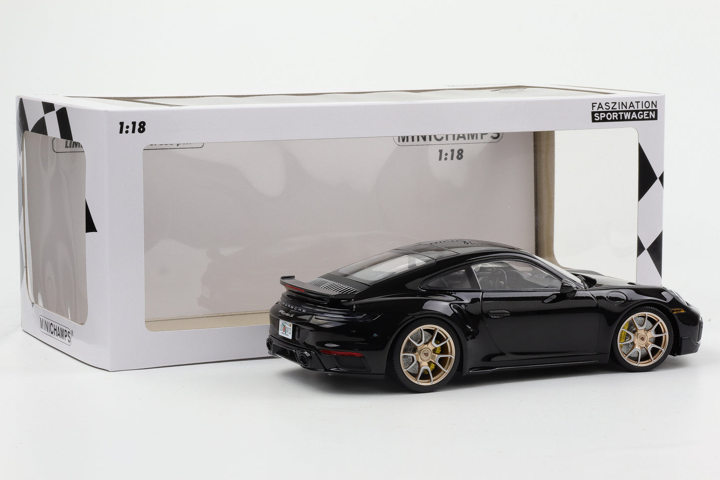 1:18 Minichamps Porsche 911 992 Turbo S Coupe Film Bad Boys 2024 schwarz