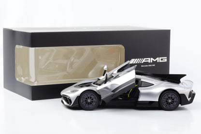 Concessionario Mercedes-Benz AMG One C 298 argento high-tech NZG in scala 1:18